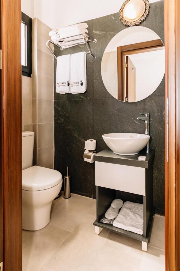 Cezar'S Airport Hotel Nicosia Kültér fotó